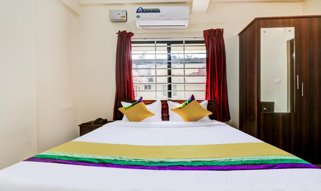 Itsy Rain Tulsi Stayz, Palarivattom Junction Hotel 3*