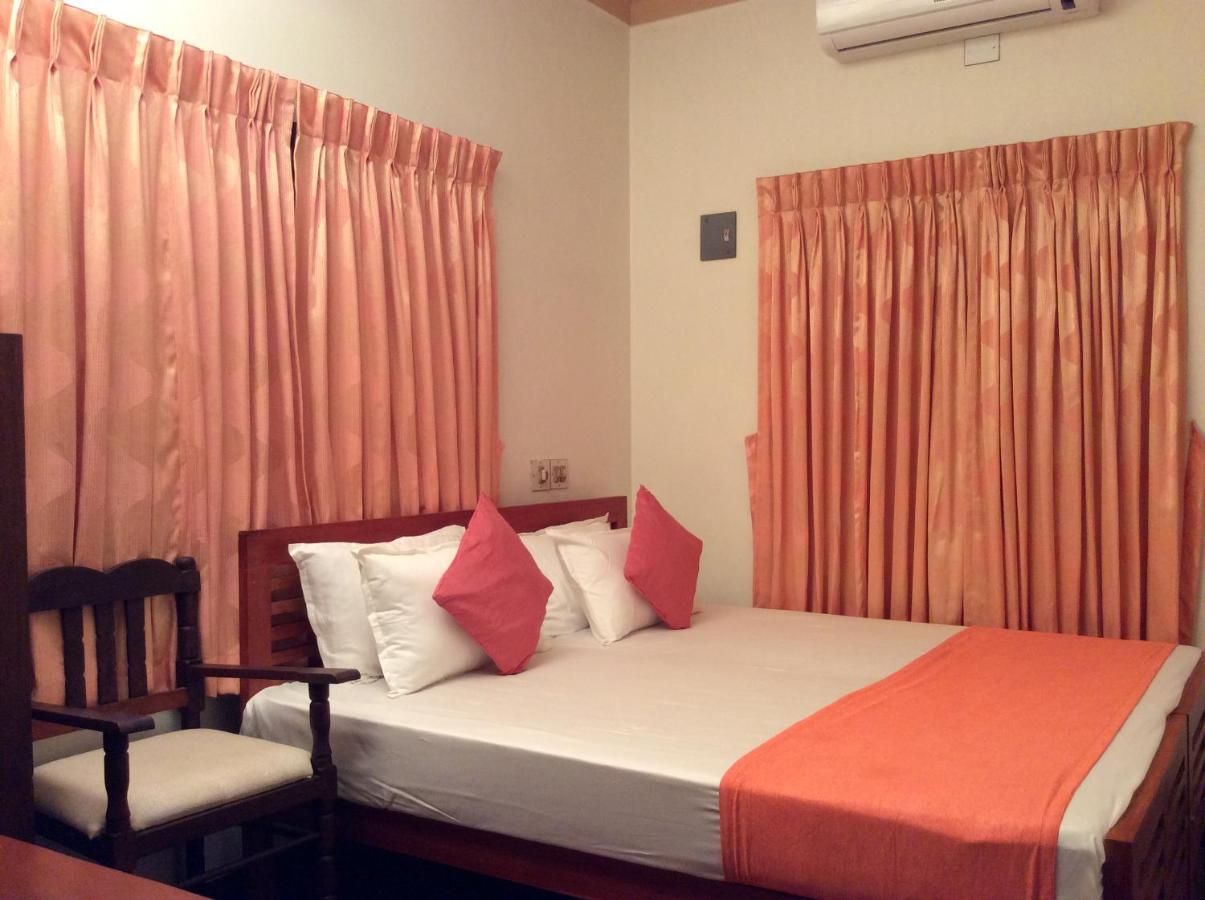Bed & Breakfast Veda Wellness And Yoga Centre Kochi