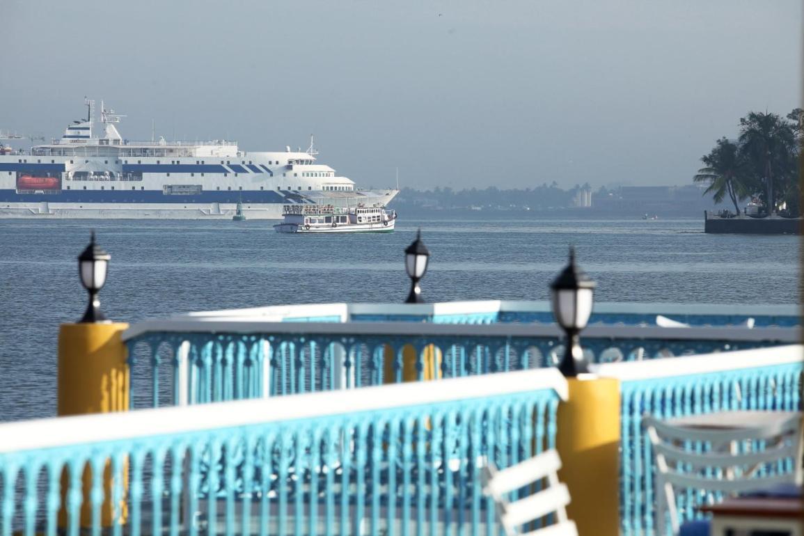 Hotel Bloom Boutique Waterfront Kochi