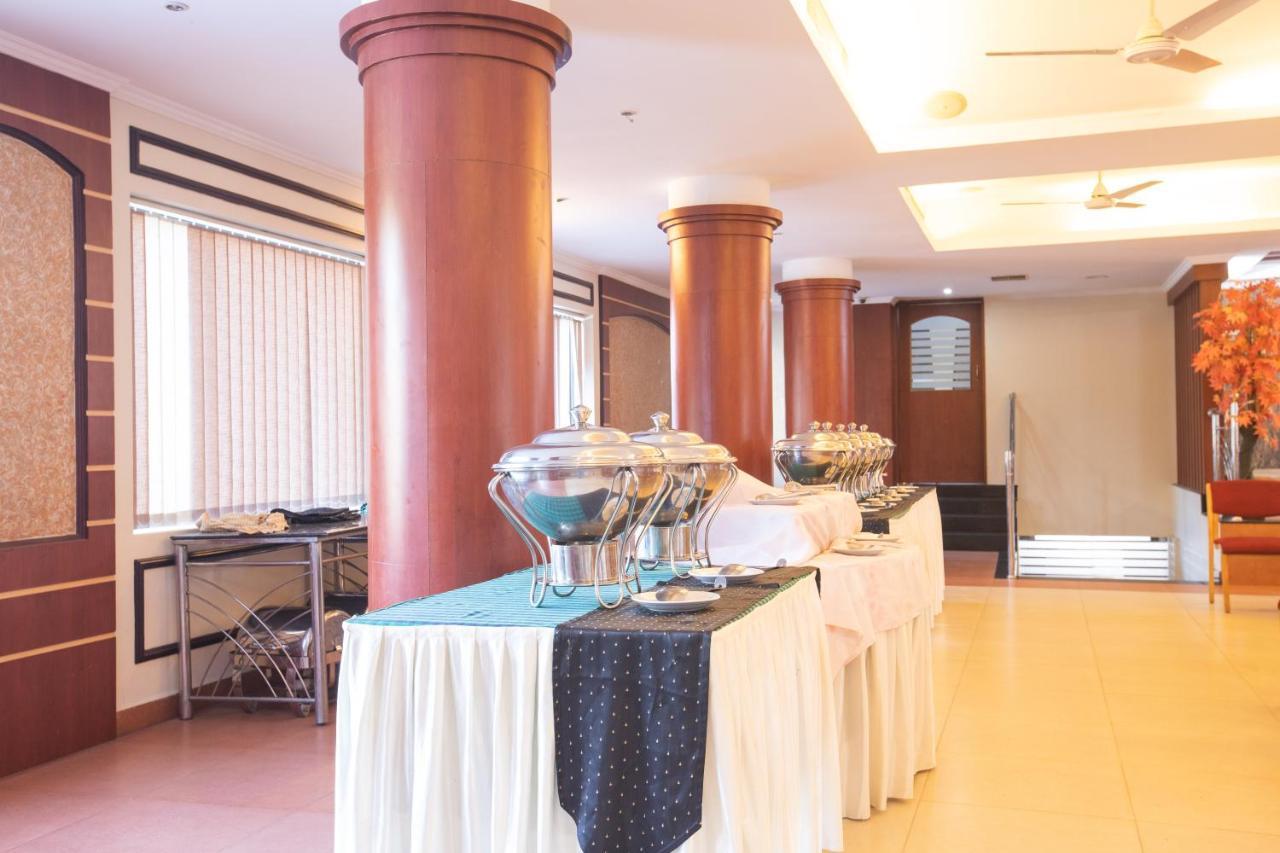 Royal Residency Hotel 4*