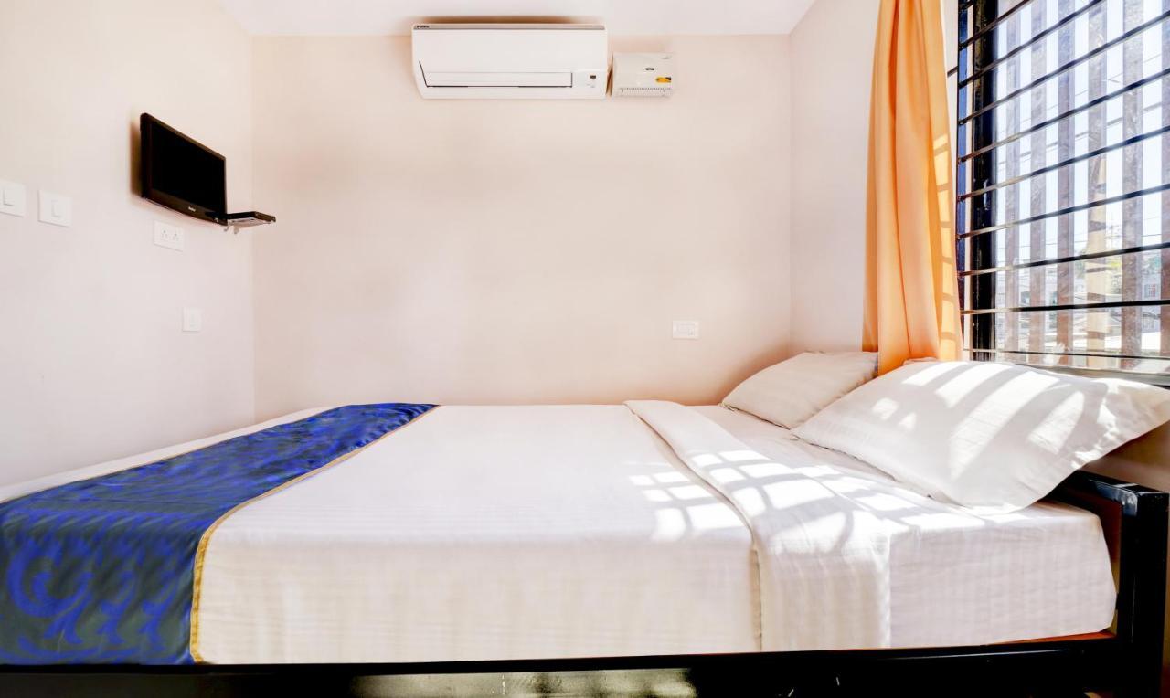 Tri-star Presidency Cochin Hotel