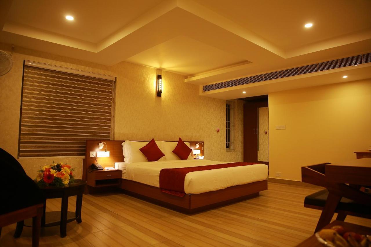 Hotel D'chandelier 3*