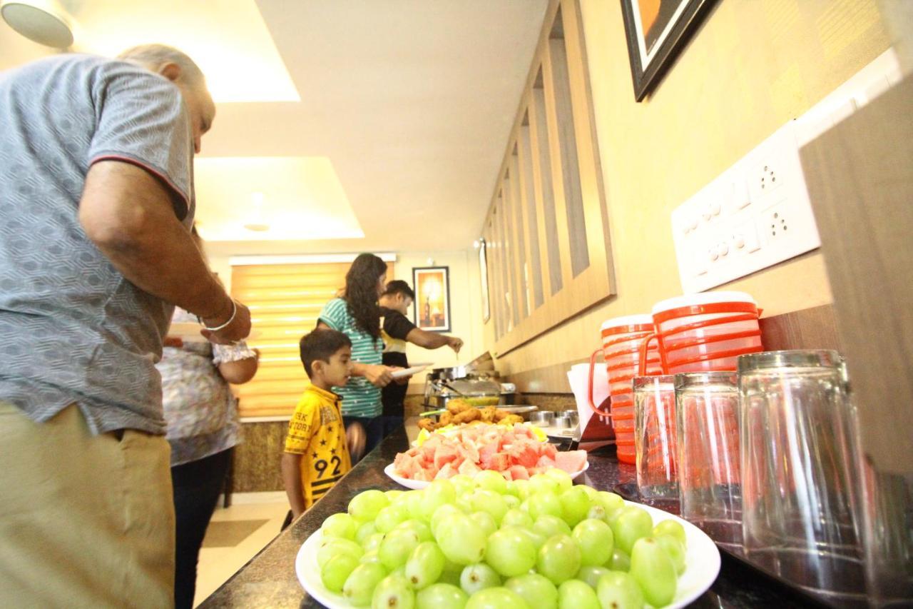 Hotel North Centre 3*
