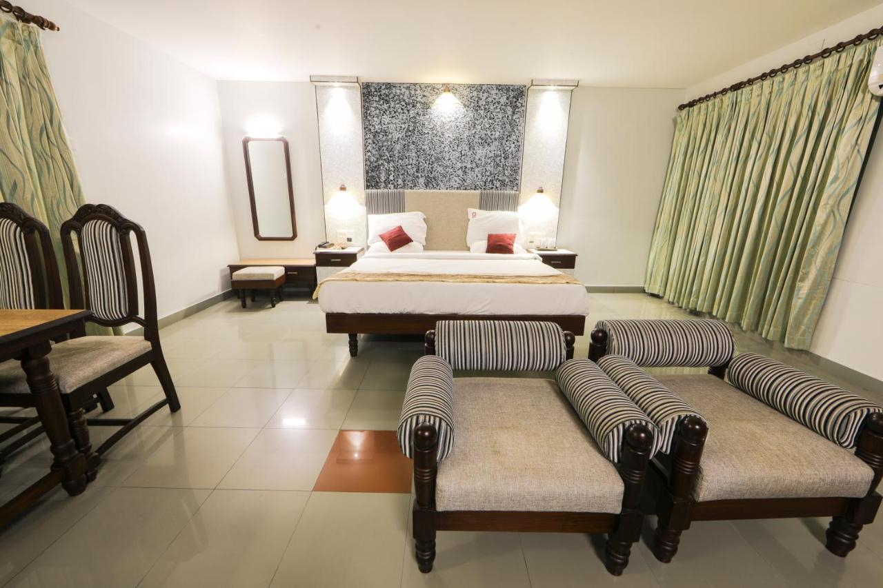 Bharat Hotel