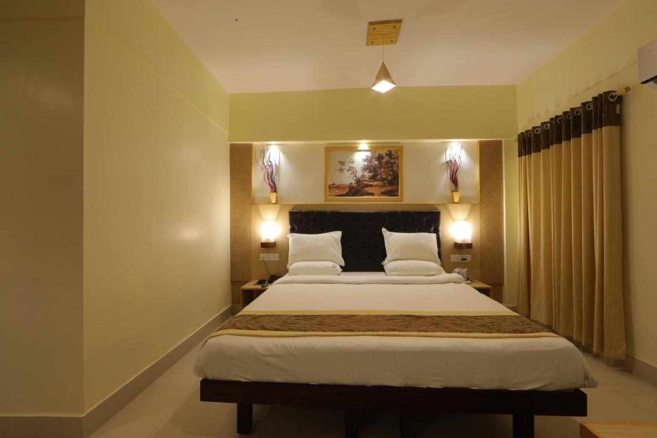 Bharat Hotel