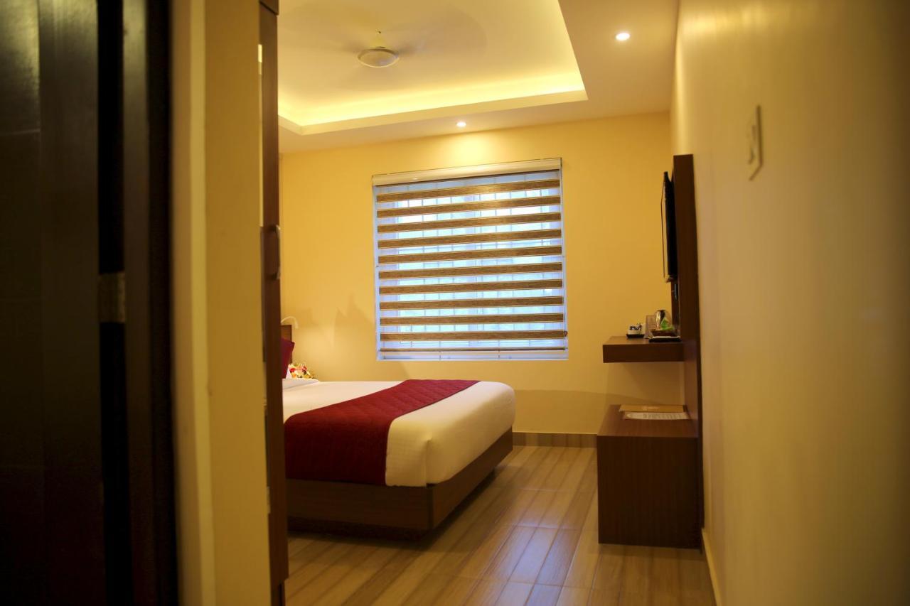 D'chandelier Hotel Kochi