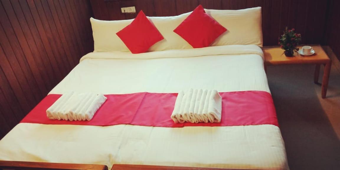 Hotel Tri-star Residency