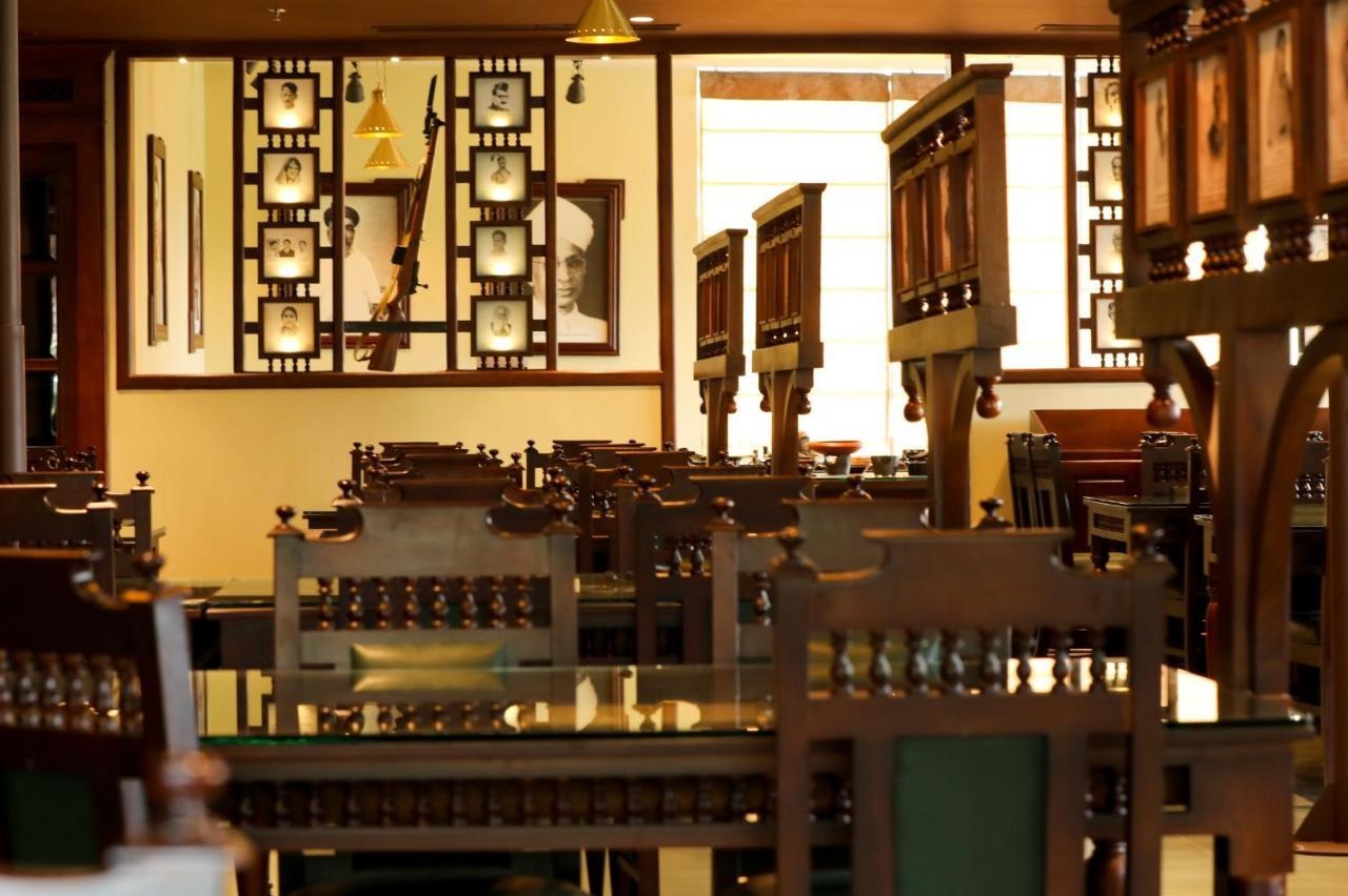 Hotel The Times Kochi