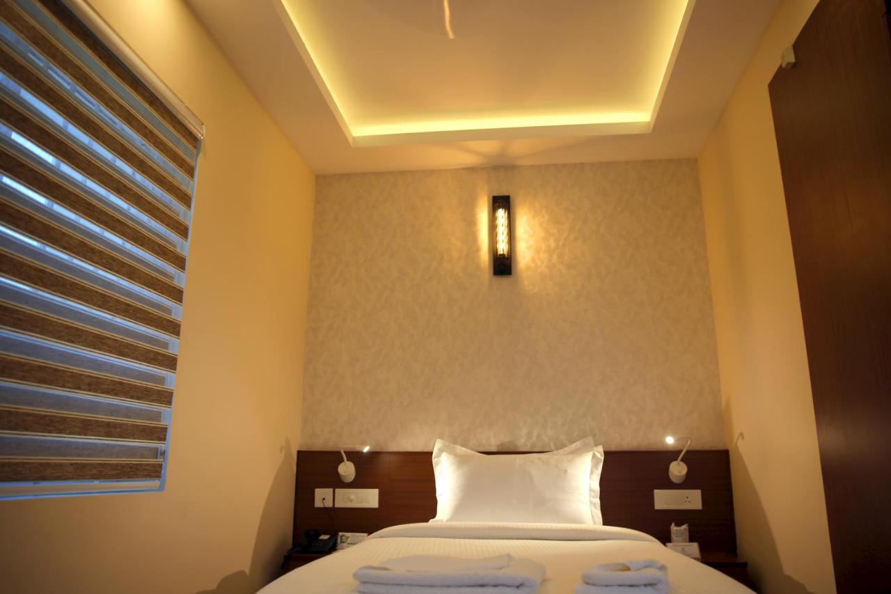 D'chandelier Hotel 3*