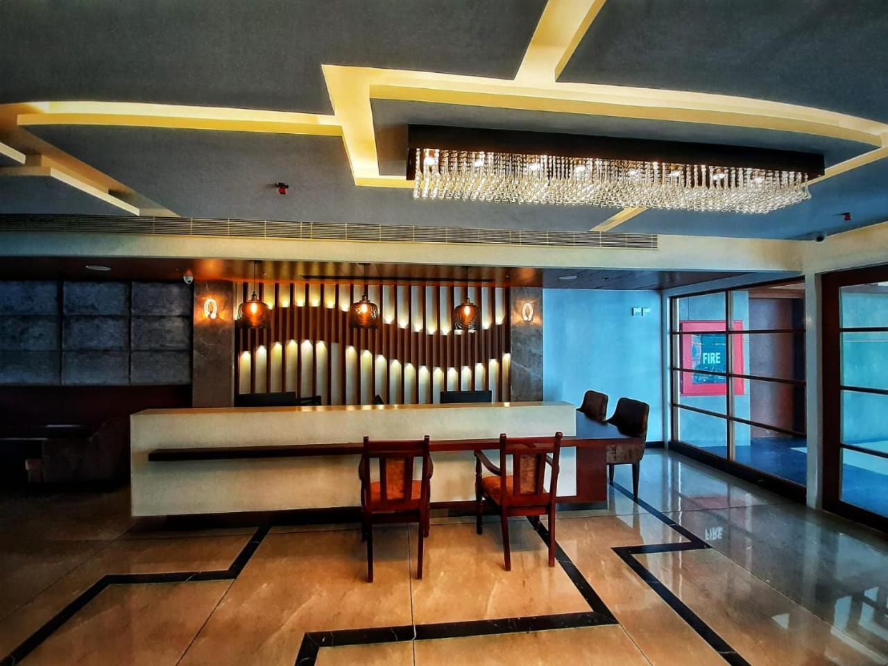 Hotel North Seven