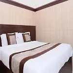 Ascot Hotel
