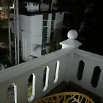 Elzas Fort Inn