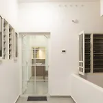 The Casa Vista, Kaloor