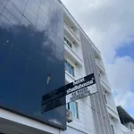Hotel Studio House