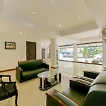 Oyo 15460 Centre Point
