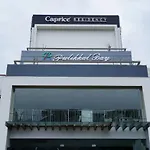Oyo 15574 Caprice Residency, South