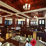 Nihara Resort And Spa