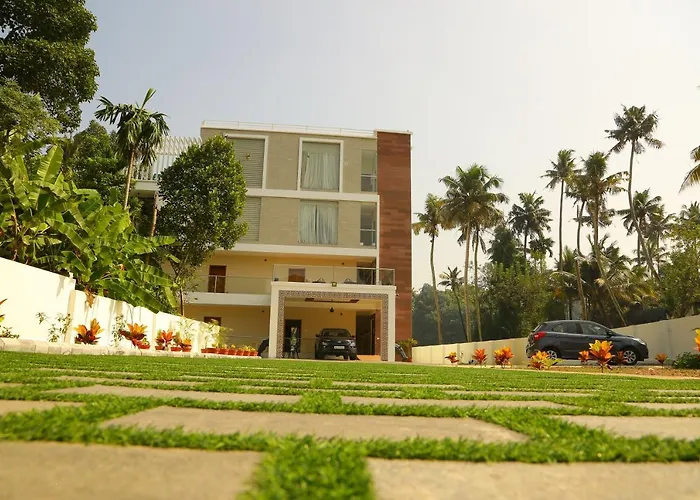 Riverside Inn Homestay