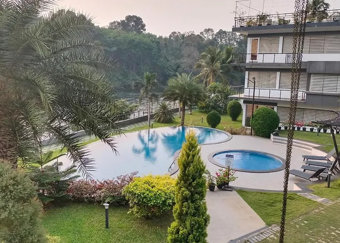 River Terrace Resort&Spa