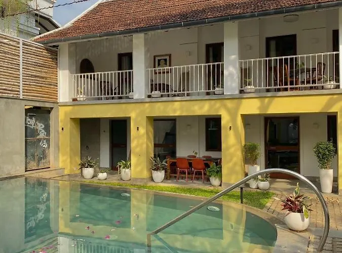 The Baron\'S Villa By The Malabar Escapes