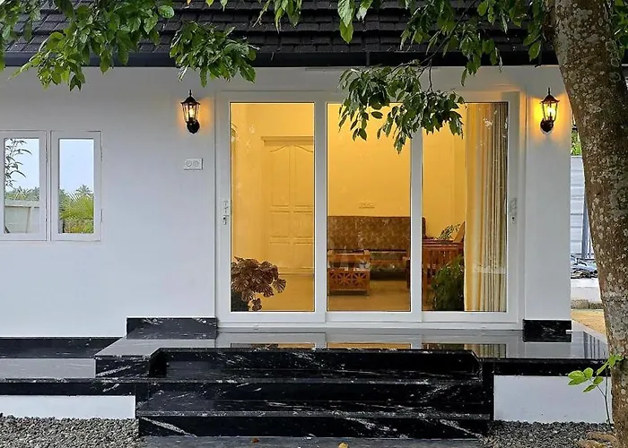 Pradeep\'S Backwater Villa