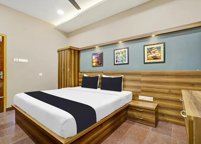 Hotel O Century Regency