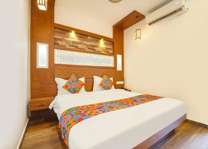 Fabhotel Qube