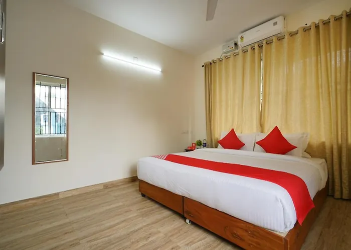 Oyo 15574 Caprice Residency, South