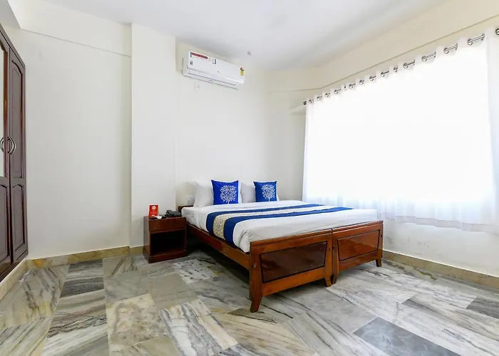 Oyo 11328 Hotel Chandrika Residency