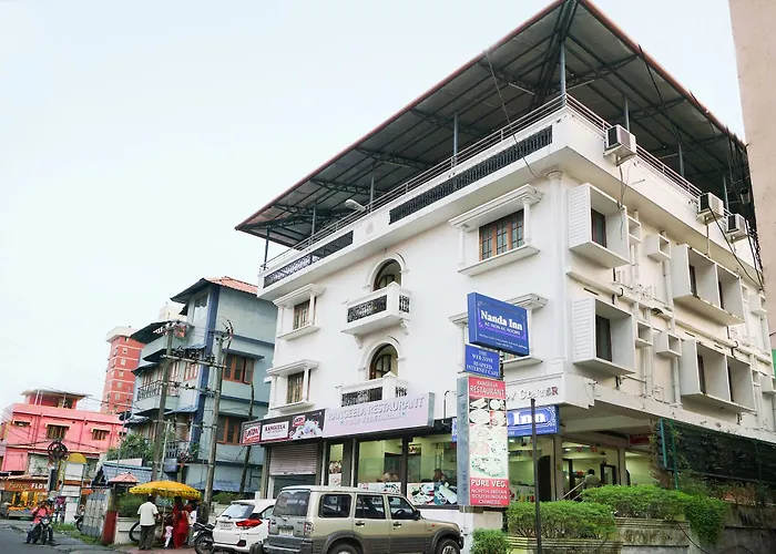 Oyo 3633 Nanda Inn