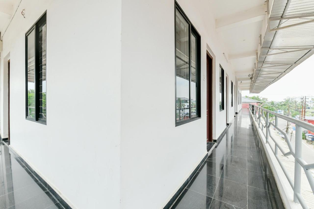 Hotel Spot On 39480 Vattekad Tourist