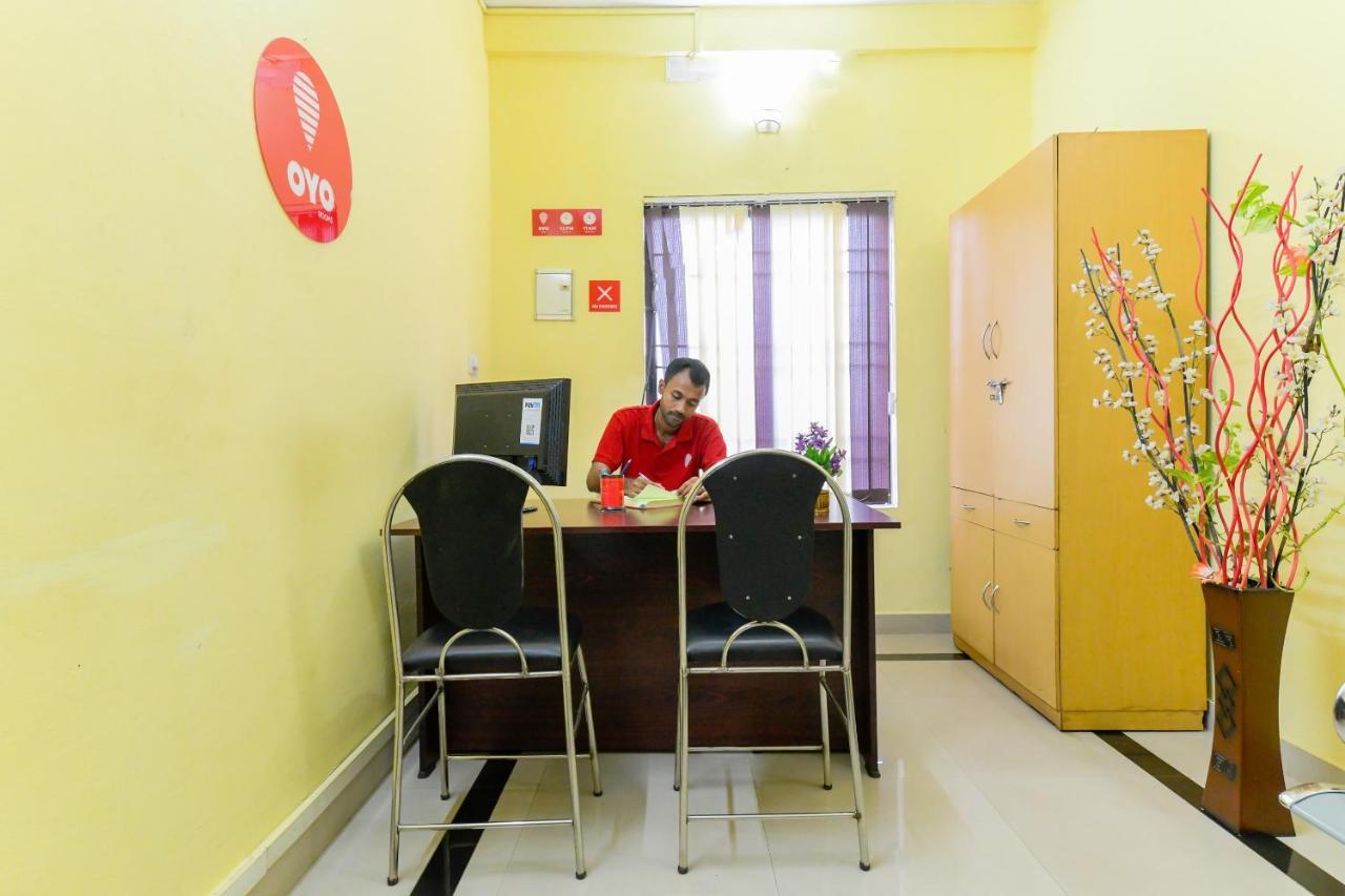 Oyo 8273 Diamond 3* Kochi