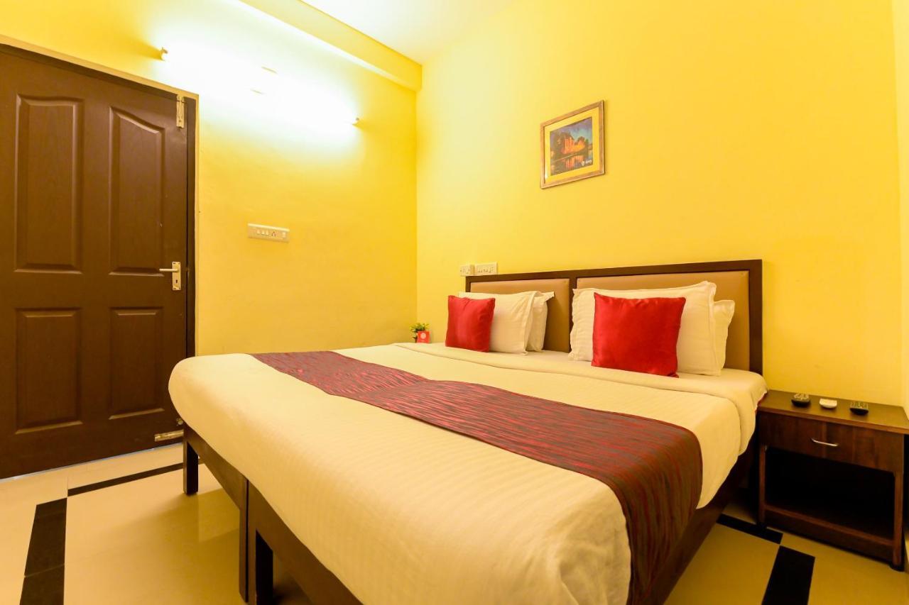 Hotel Oyo 8273 Diamond