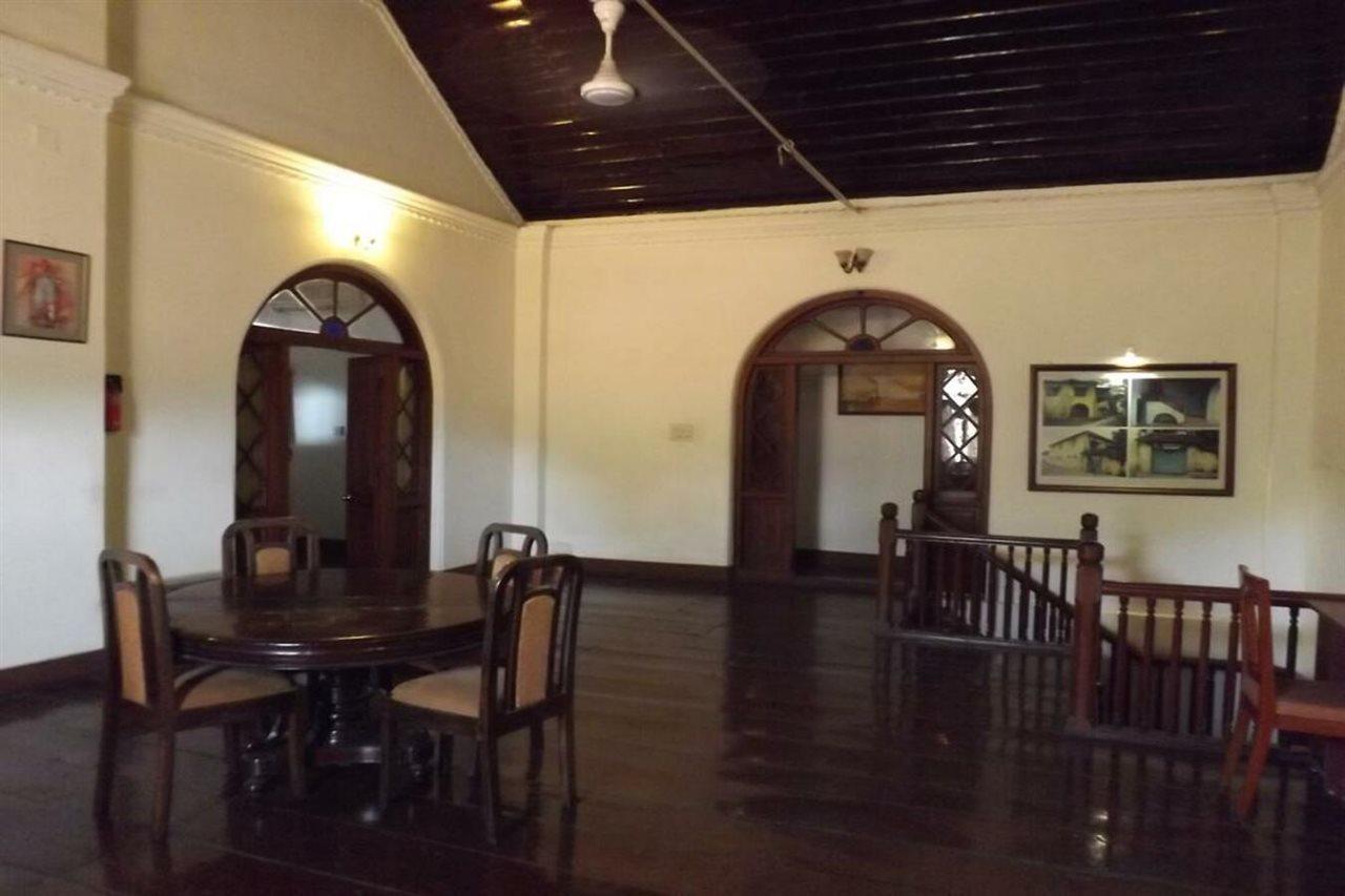 Guest house Ballard