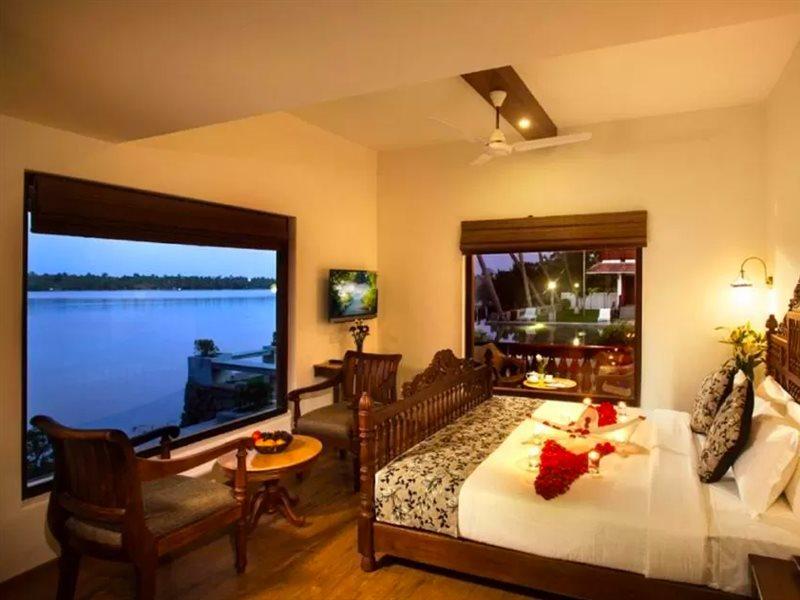 Sealagoon Health Cherai 4*
