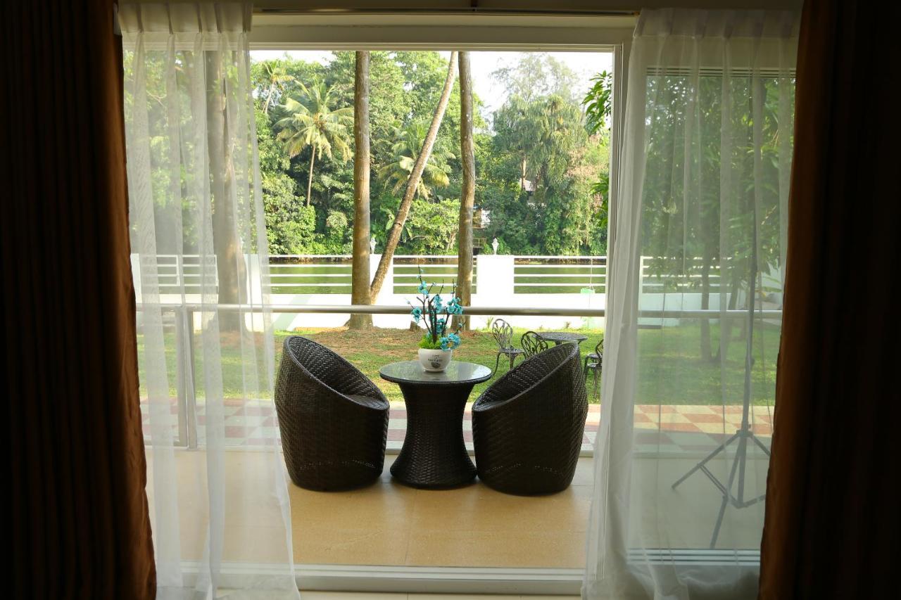 Riverside Homestay