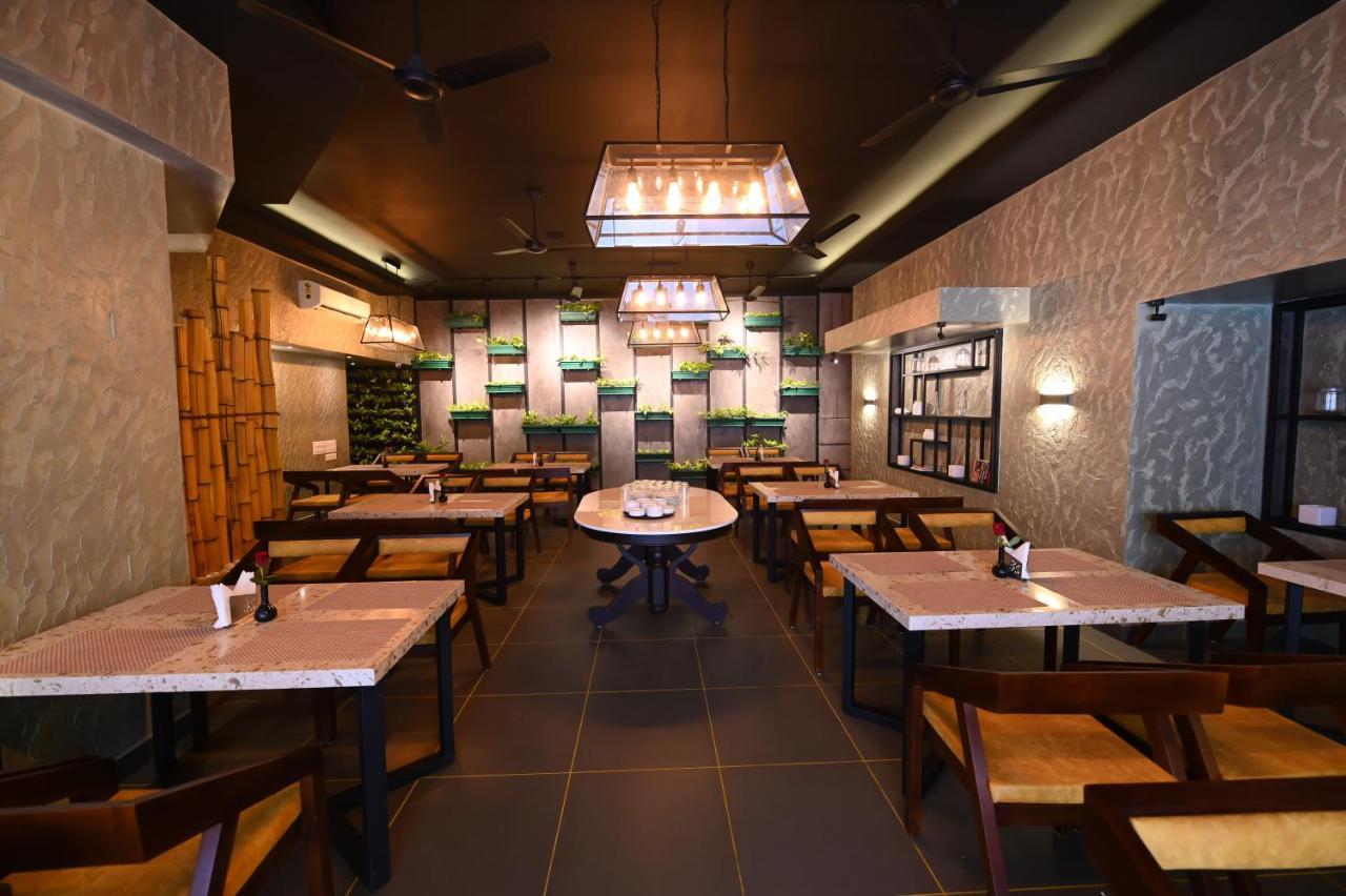 Nambiars Premium Heritage 2* Kochi