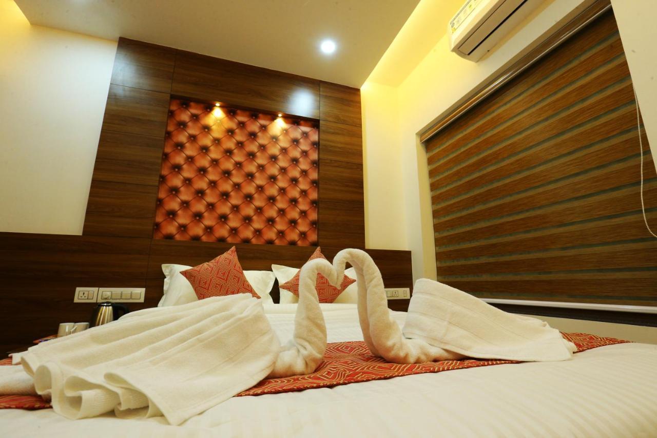 Ahlan Luxury *