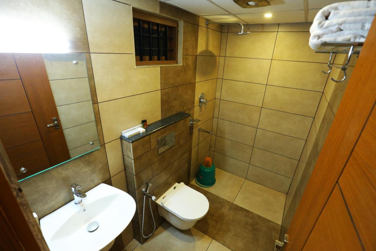 Ahlan Luxury Hotel