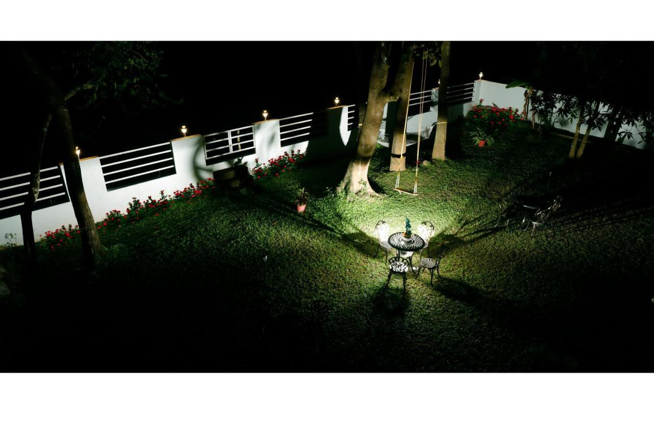 Riverside Homestay
