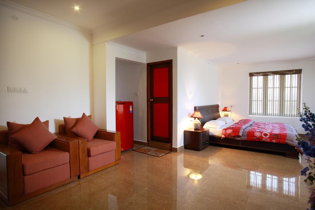 Hotel Phils' Residency & Banquets 2*