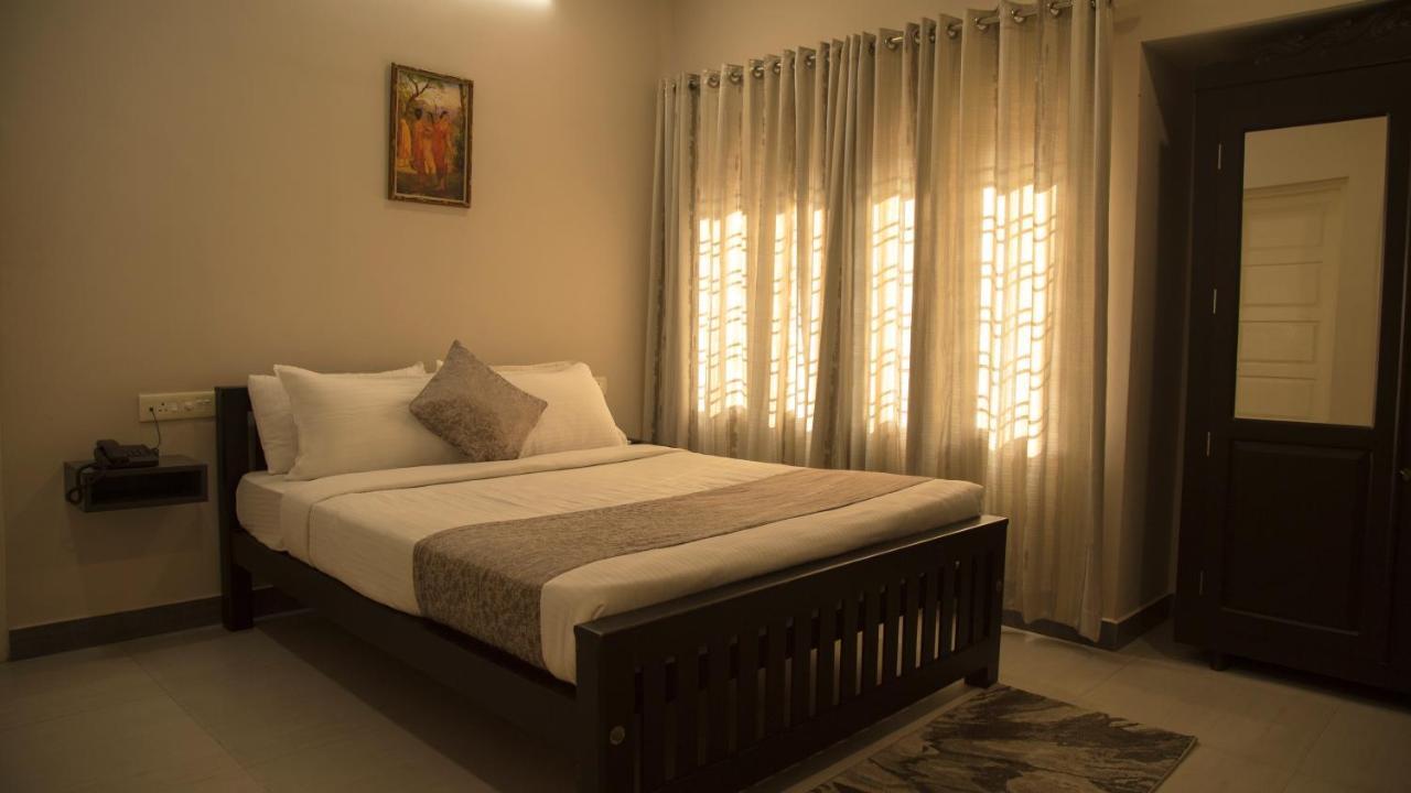 Nambiars Premium Heritage 2* Kochi