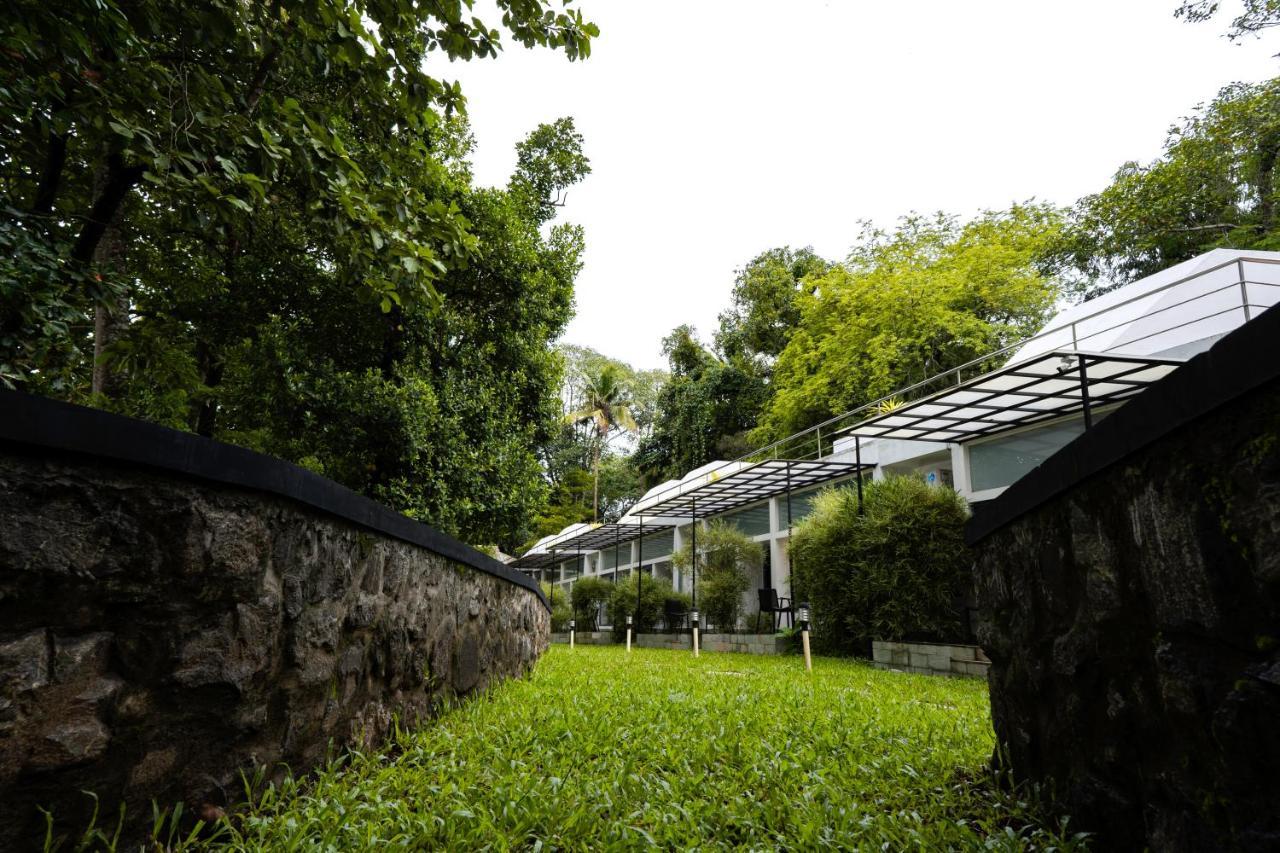 Resort S River Kochi