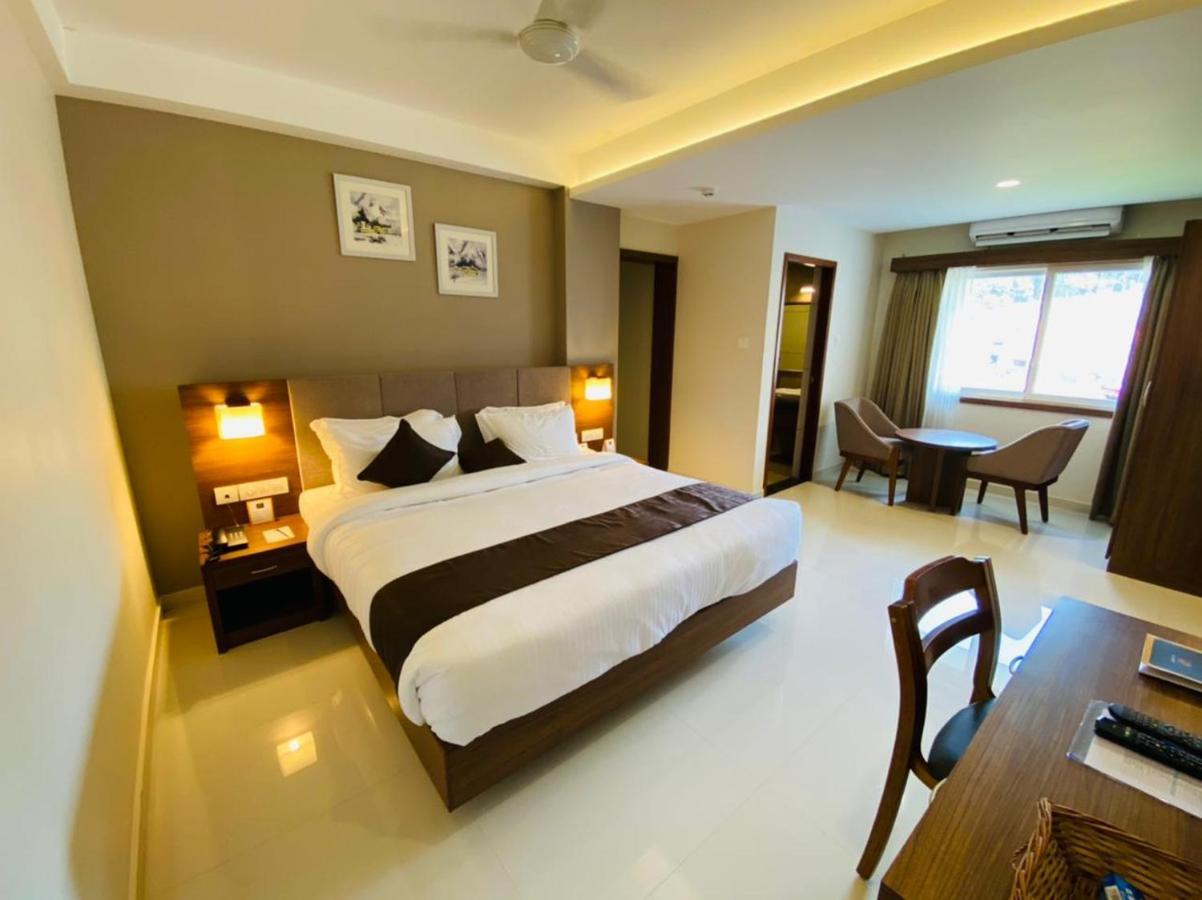 Hotel Hill Heights Kochi