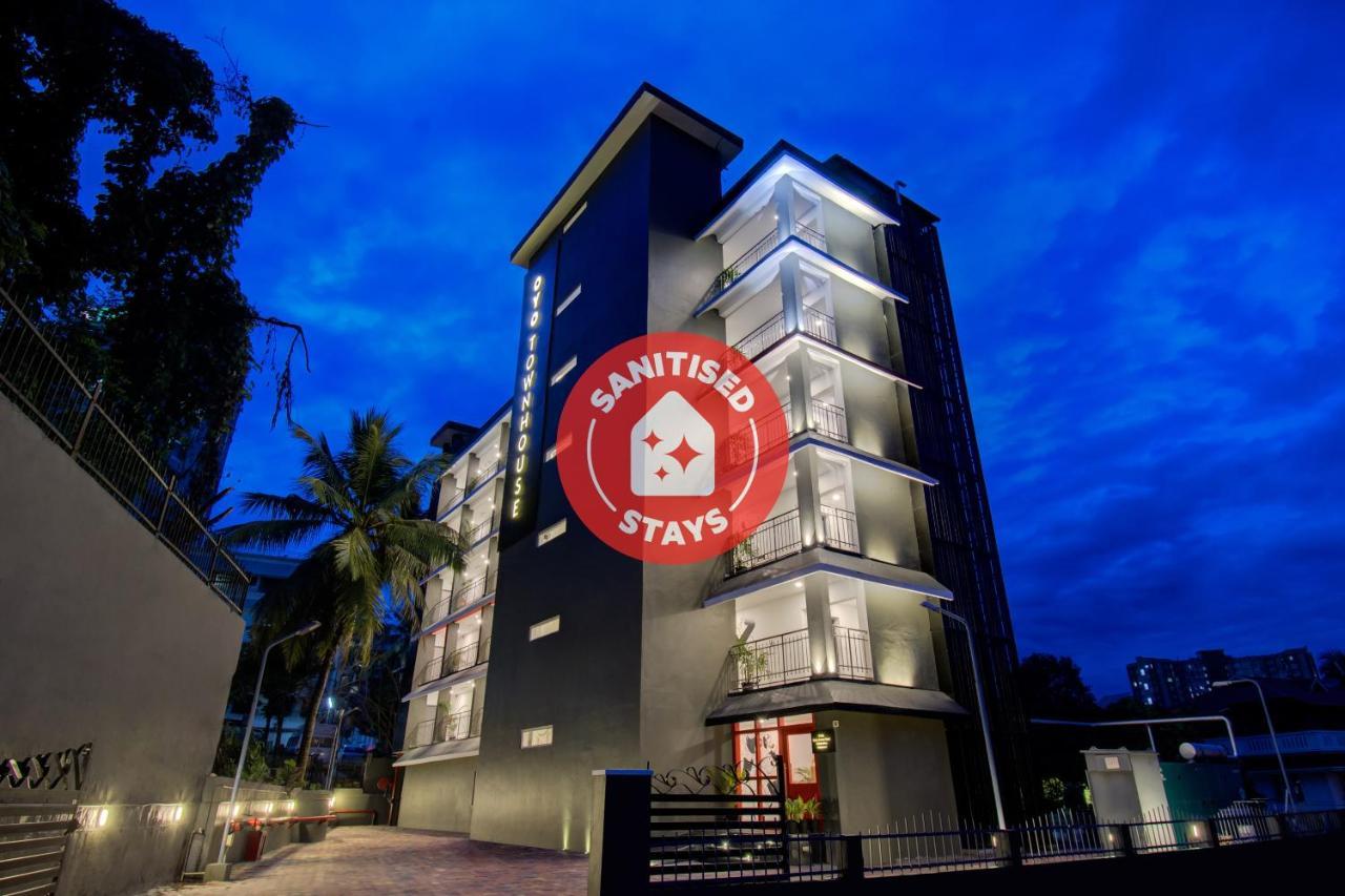 Oyo Townhouse 061 Gcda Kakkanad Signal Hotel 3*