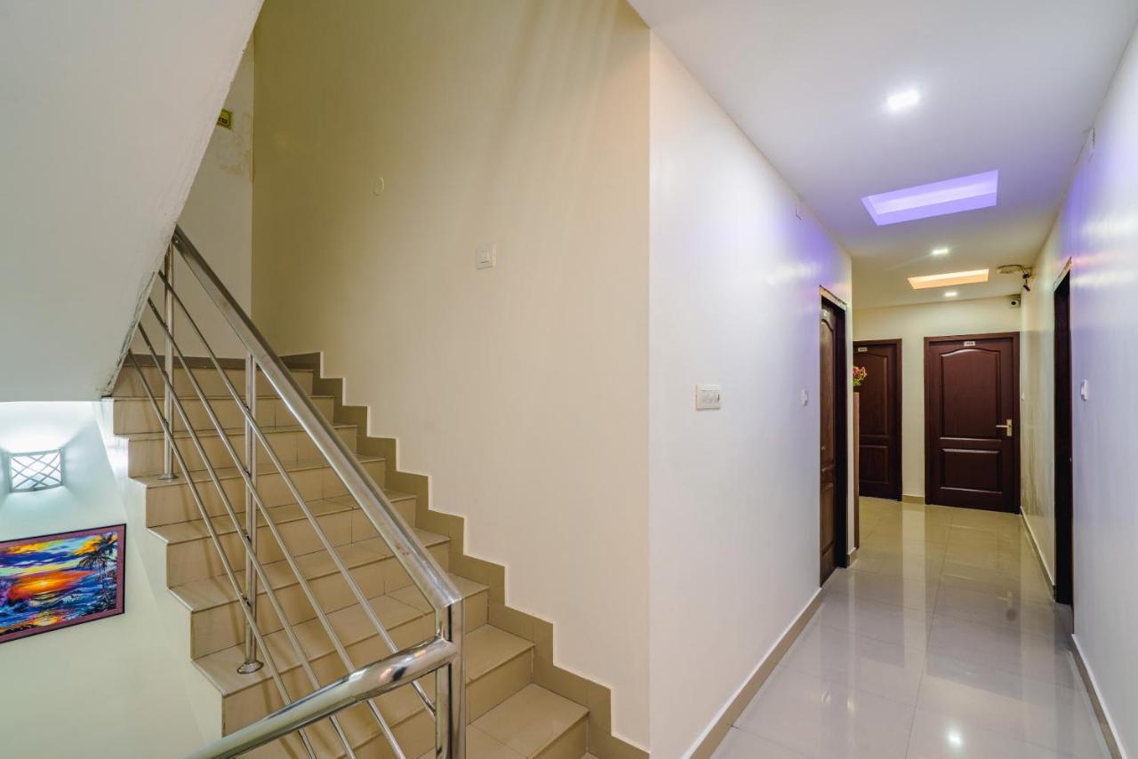 Almas Residency 2*
