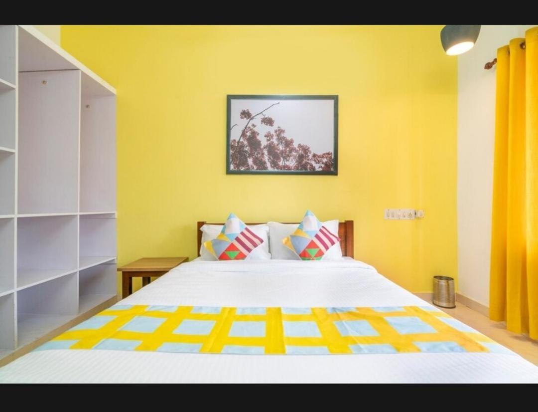 Tharayil Apartment