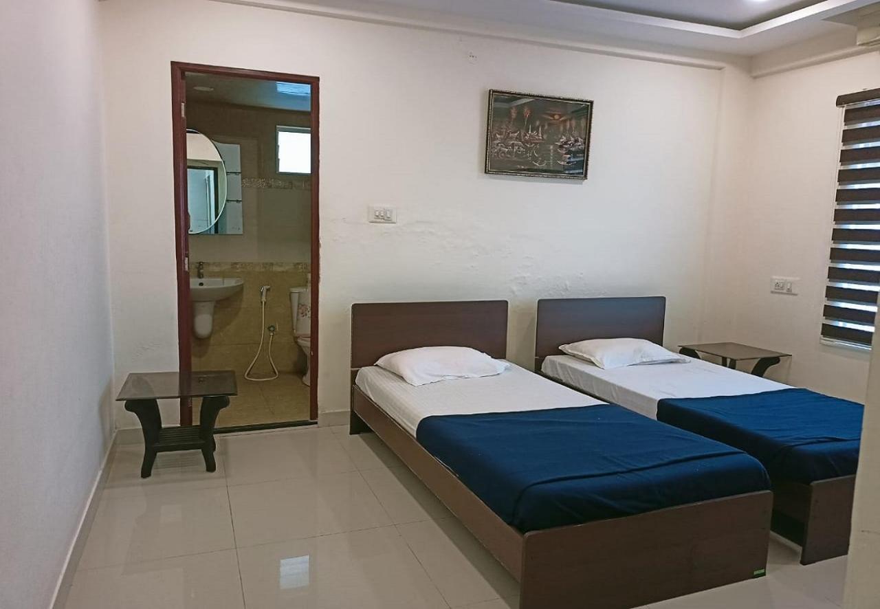 Phils' Residency & Banquets Hotel 2*