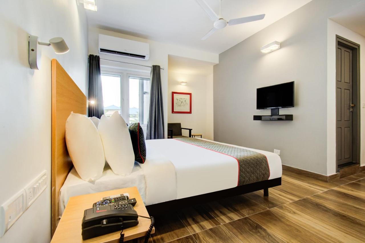 Oyo Townhouse 061 Gcda Kakkanad Signal Hotel