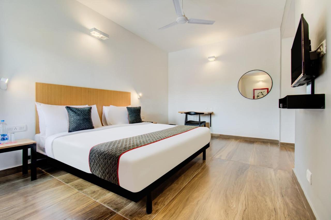 Hotel Oyo Townhouse 061 Gcda Kakkanad Signal 3*